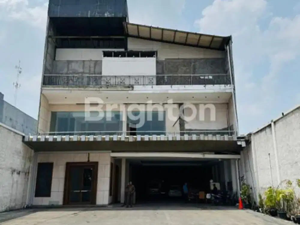 Lokasi Komersial Strategis Jl. HR. Muhammad dkt Hotel Vasa, Superindo