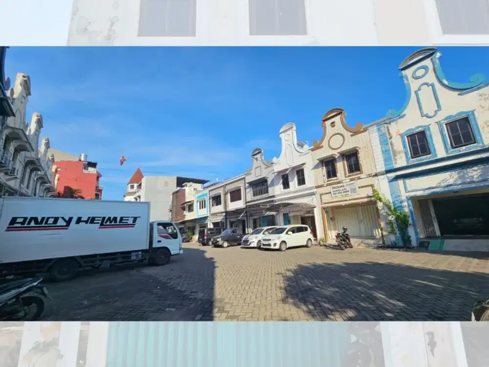 Dibawah Pasar! Ruko Villa Bukit Mas di Raya Mayjend Sungkono, Surabaya