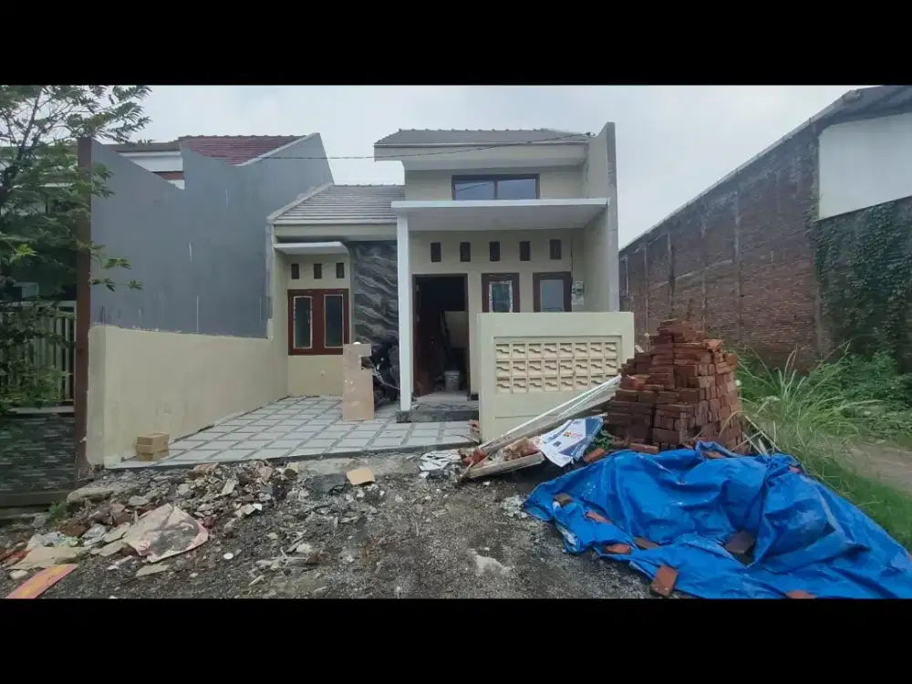 RUMAH BARU SIAP HUNI WAGE TAMAN DKT WARU