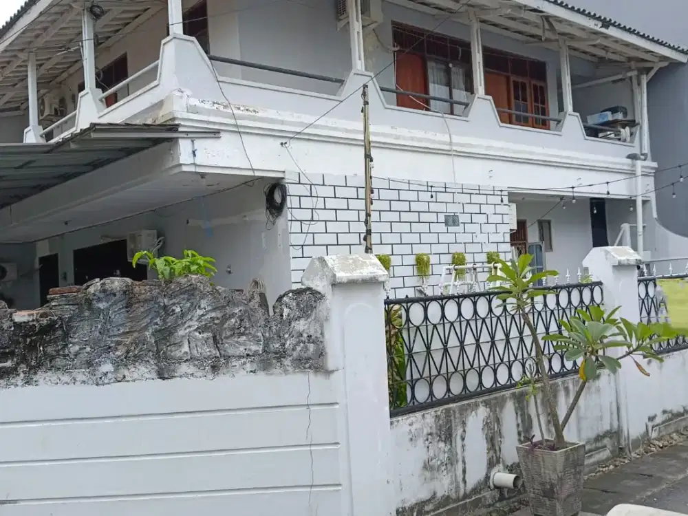 Dijual cepat eksklusive rumah Kav. DKI Pondok Kelapa Jaktim Strategis