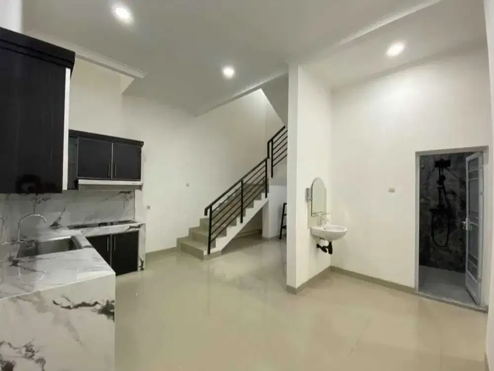 Dijual rumah minimalis semi furnished ada lift di Sunter Agung