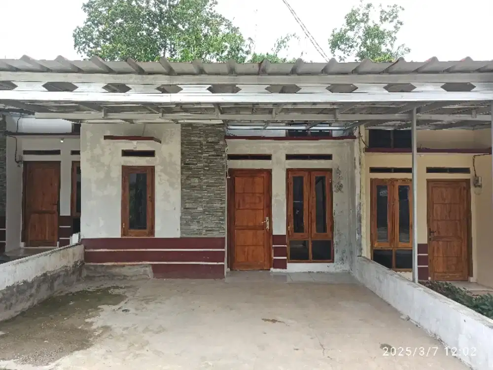 Rumah siap huni di kawasan berkembang, akses tol legok