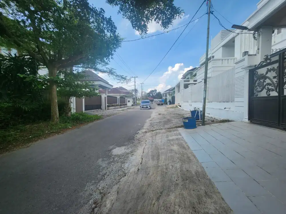 Tapak Rumah Mewah di komplek Elit Dekat Eka Hospital