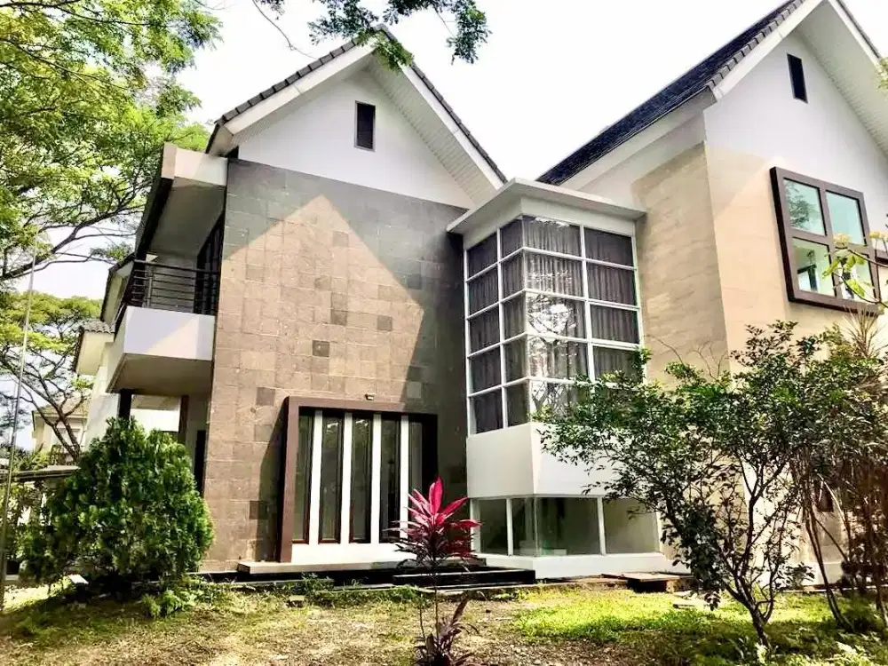 Harga Menarik Jarang Ada Rumah Hook 350 m2 Hadap Timur Lippo Karawaci