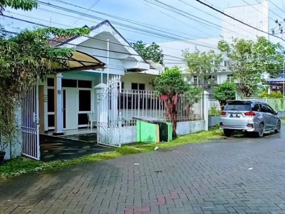 Dijual Rumah Sutorejo Row Jalan lebar