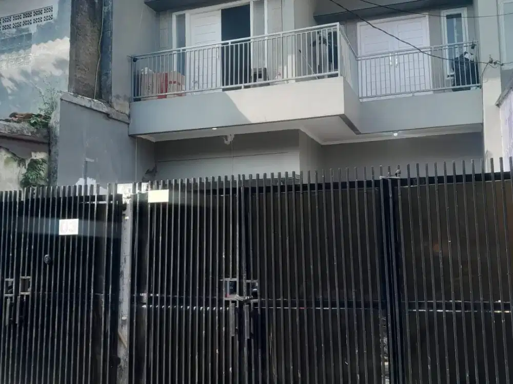 Dijual Rumah Asri Terawat di Tengah Kota jalan Karasak