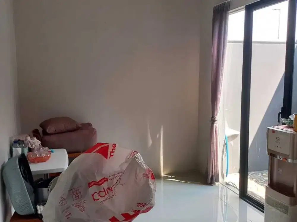 Dijual Rumah 2 Lantai Di Perumahan Grand Sunrise Menganti Gresik