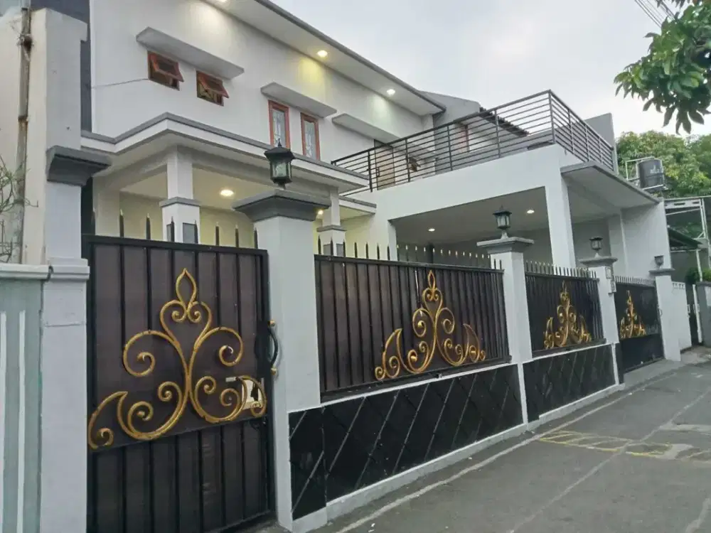 Rumah Mewah 2 Lantai Lokasi Duren Tiga Jakarta Selatan
