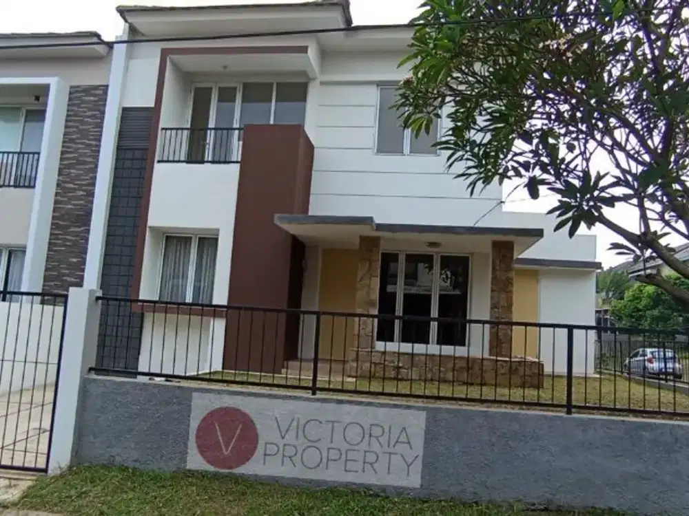 Rumah Hook Di Bukit Golf Cibubur