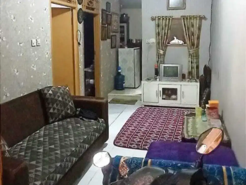 Di jual murah rumah di Binong Permai tangerang