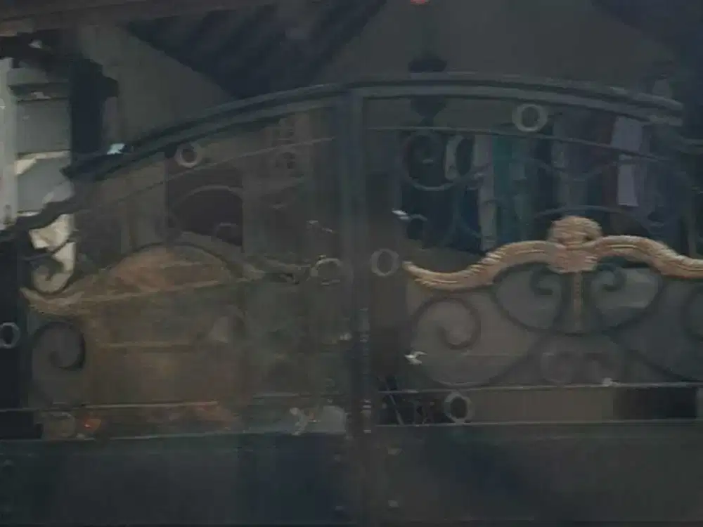 dijual cepat rmh tenggilis