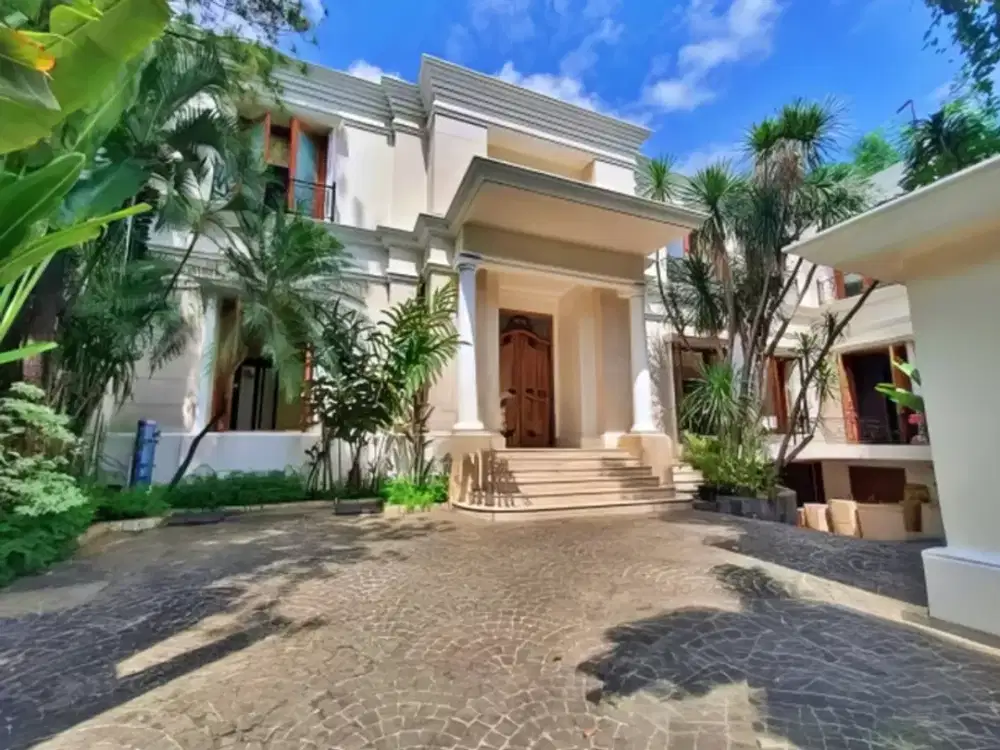 Widya Chandra Residence – Rumah Mewah 900 m² dengan Basement & Pool!