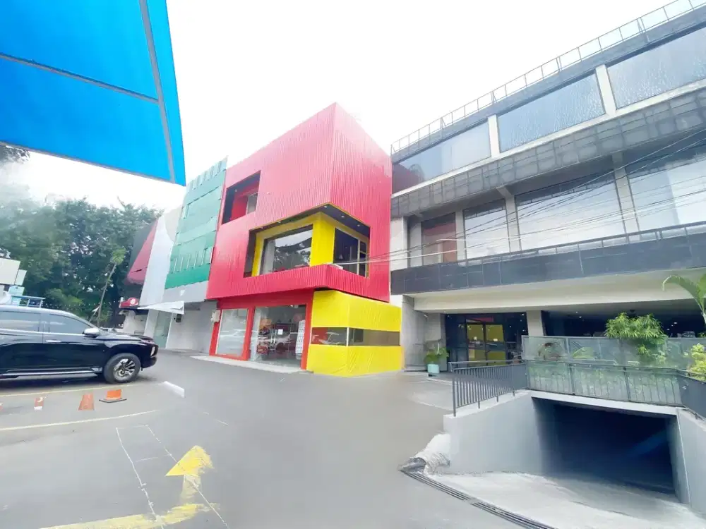Sewa Ruko Modern 4 Lantai di Area Strategis Kemang