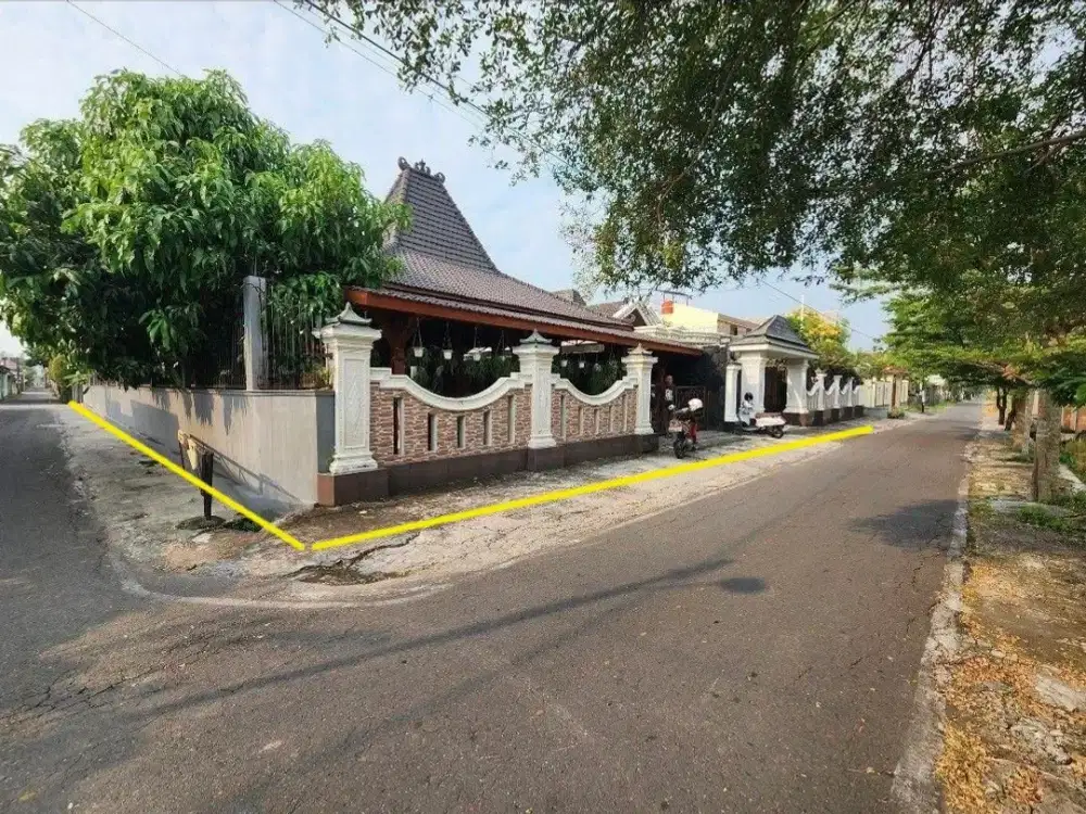 Rumah Mewah,Luas Dan Full Furnish Singopuran Kartasura