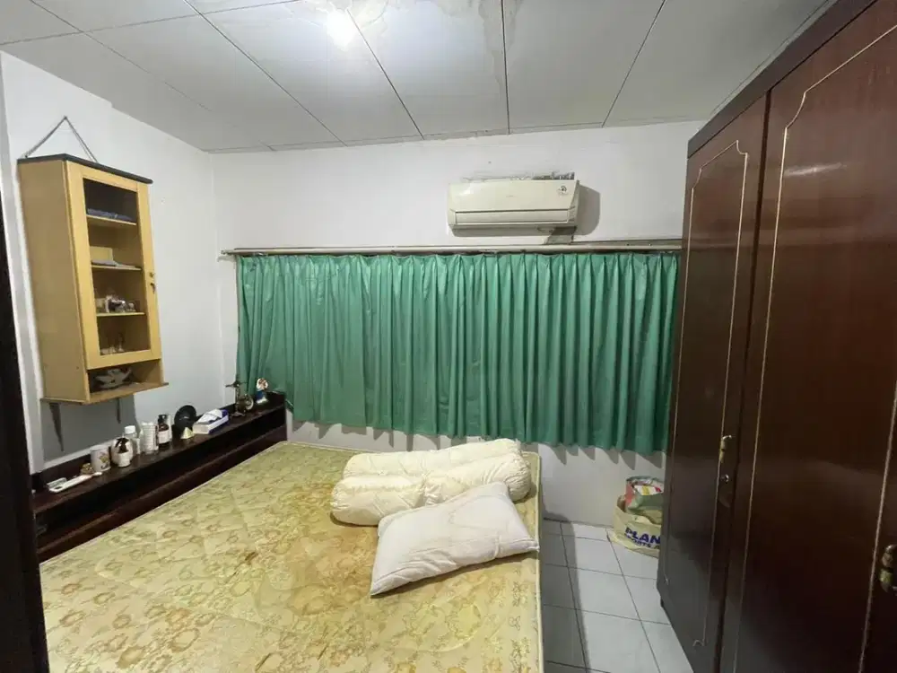 Rumah jalan kemurnian Glodok 4 kamar tidur