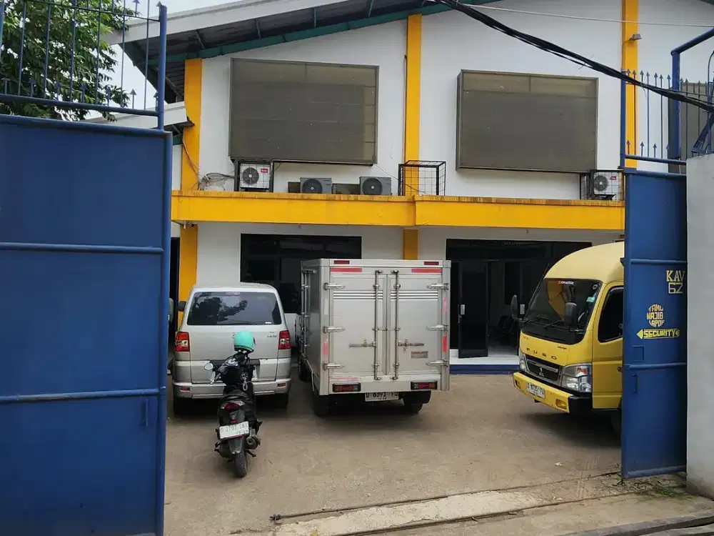Dijual Gudang & Kantor  Daerah cibolerang