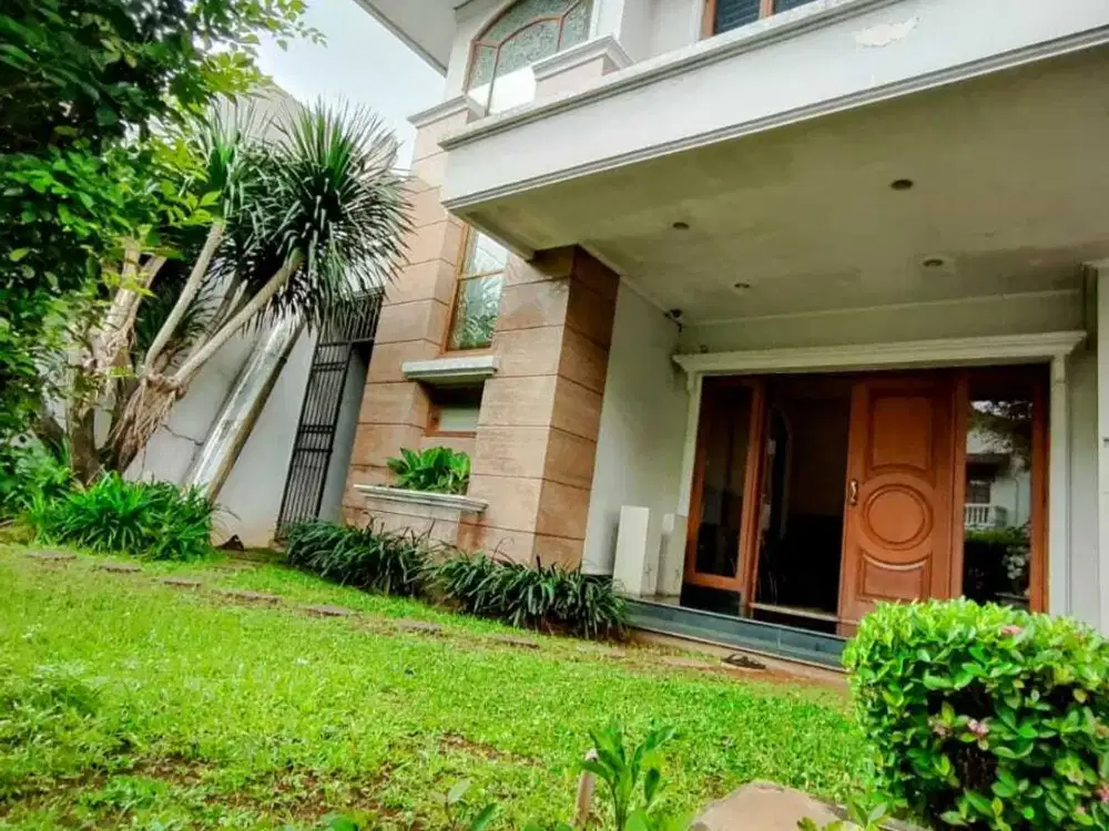 RUMAH DALAM CLUSTER TERBAIK DI TAMAN LEBAK BULUS, STRATEGIS, AMAN DAN