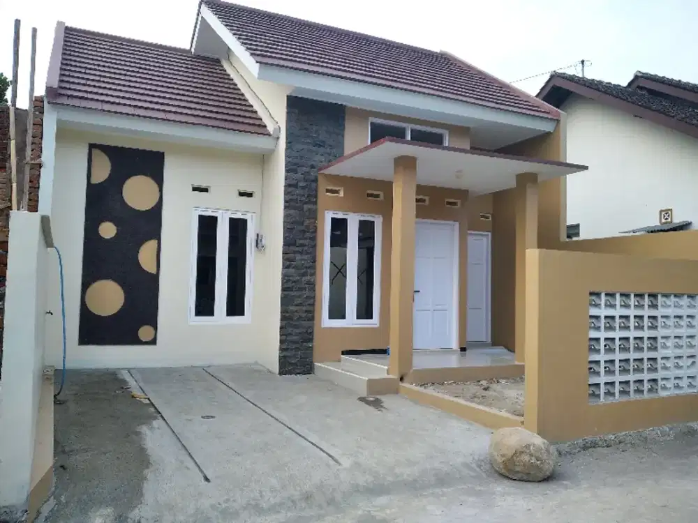 Rumah Baru Cibuk Seyegan Jalan Godean Km 9 keutara