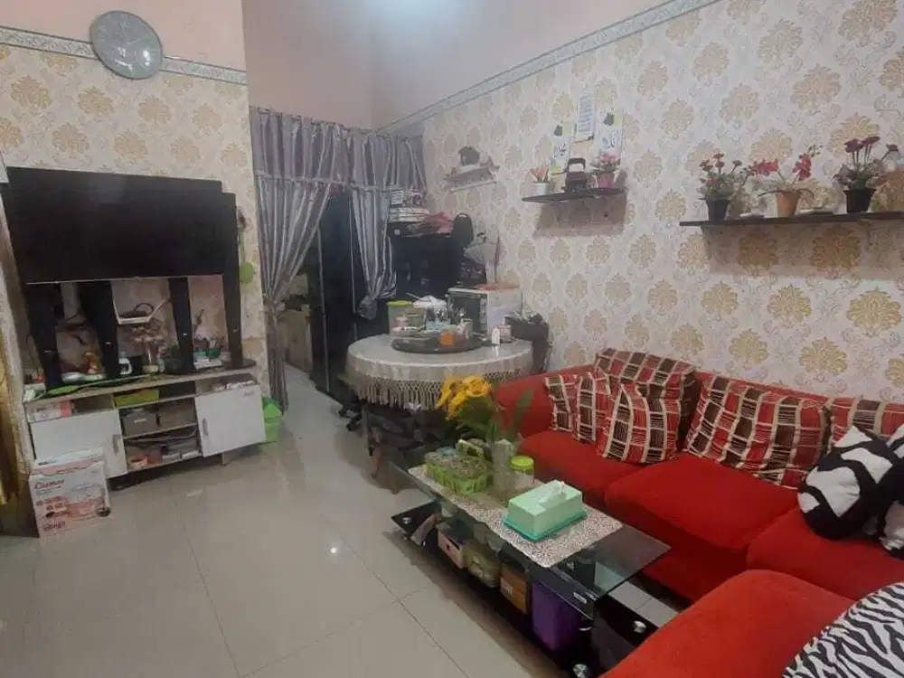 Rumah Apik Depan Kolam Siap Huni Di Trevista Residence Bekasi