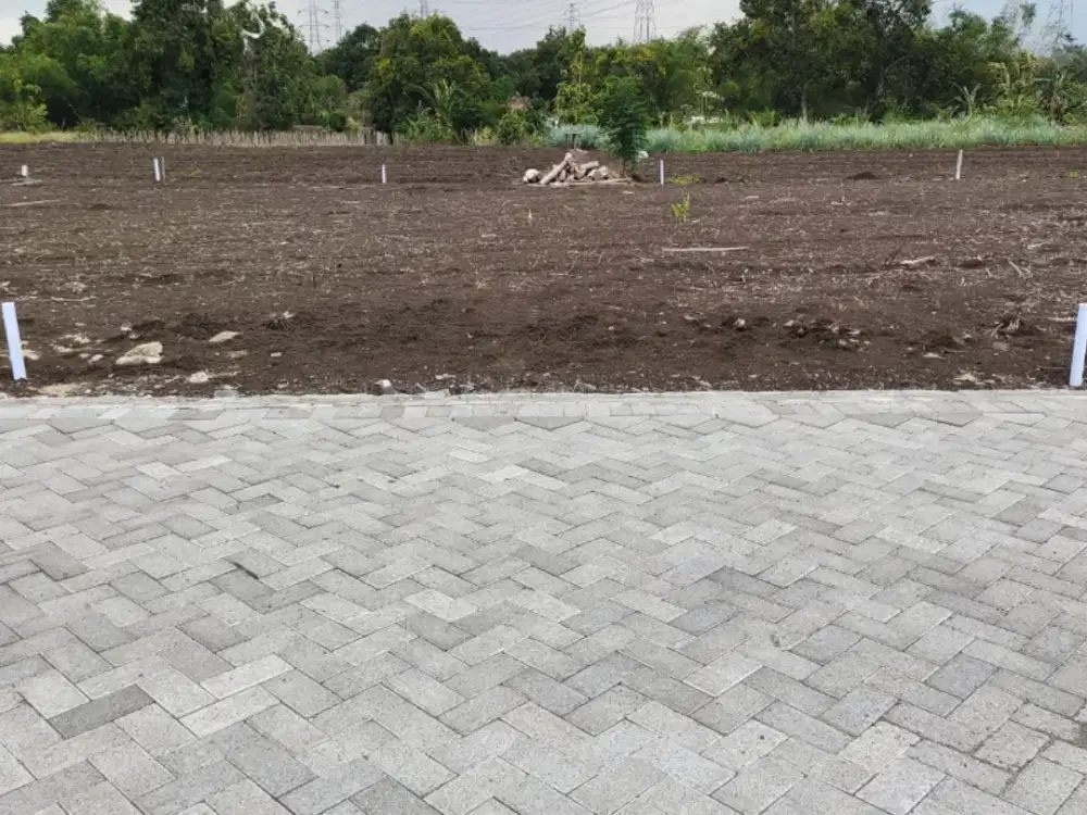 TANAH MURAH KREDIT TANPA BUNGA. DP NOL SIAP BANGUN RANDUPADANGAN BATAS SURABAYA BARAT