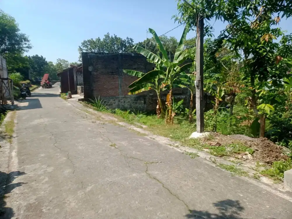 Tanah Komersial Murah Bagus Utk Kost Dekat Kampus UNS Solo