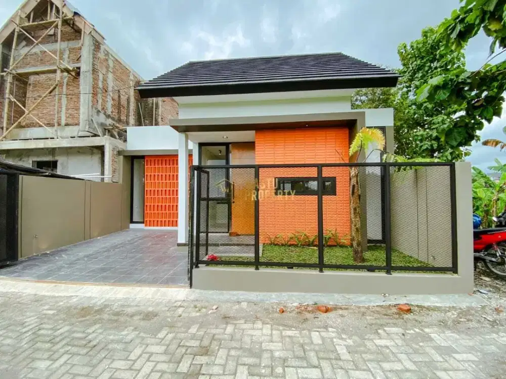 RUMAH SIAP HUNI, DI JAKAL KM 11 DEKAT PASAR GENTAN