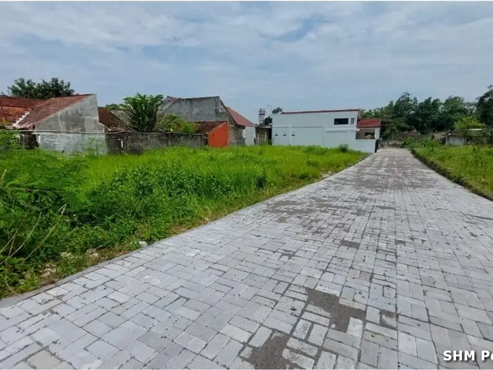 Tanah Dalam Perumahan Banteng, 100 Meter dari Jalan Raya