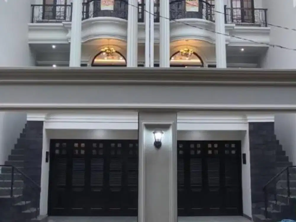 Dijual Rumah Mewah Eropa Classic di Pejaten Barat Jaksel