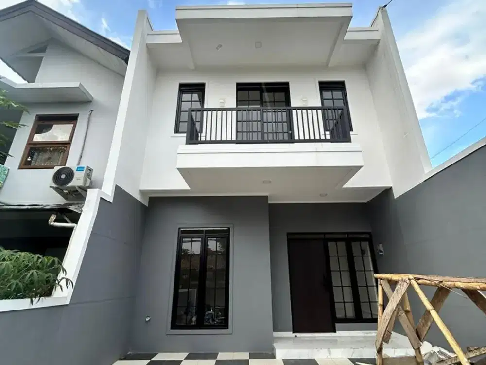 Rumah baru American style di Turangga Buah Batu Bandung
