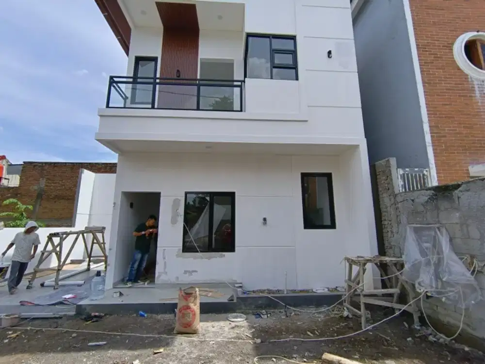 Desain Mewah 700jtaan Cisaranten