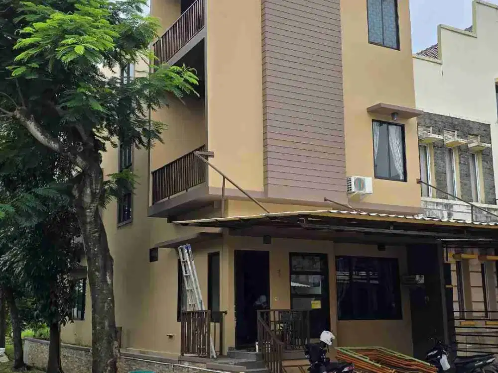 Rumah Bagus di Lippo Karawaci 3 lantai