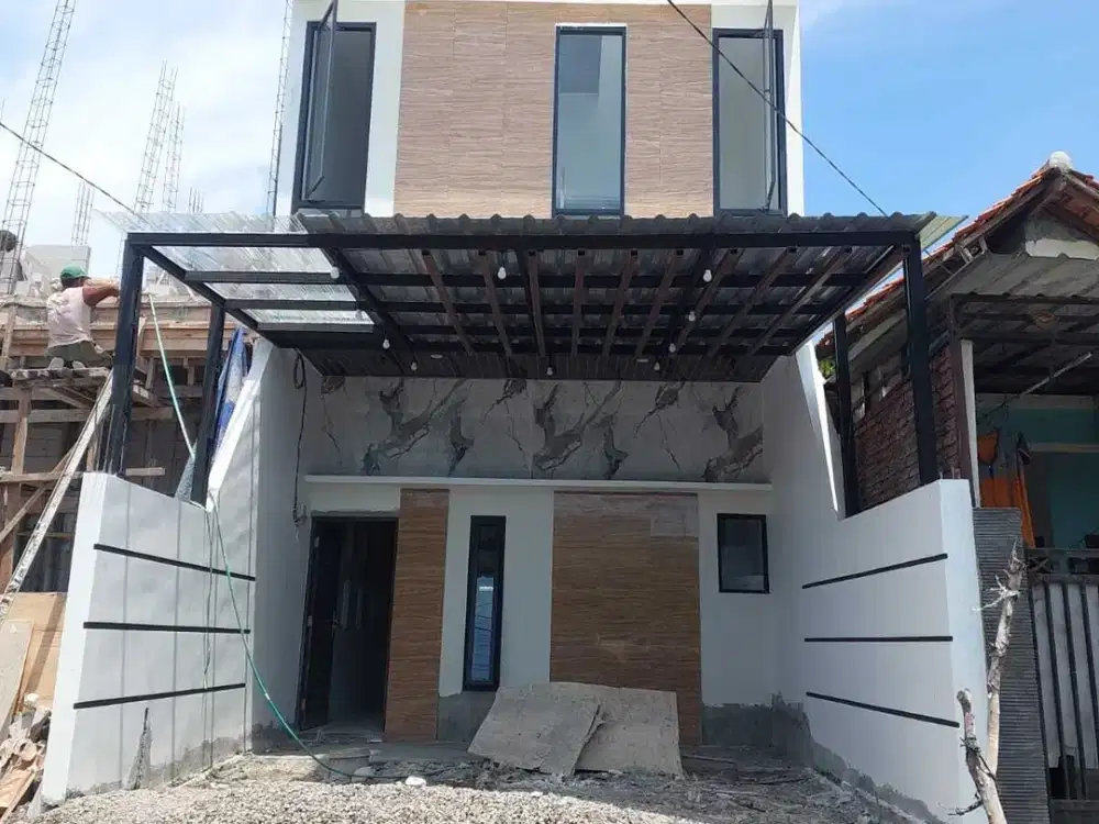 Jual Rumah 2.5 Lantai  Lokasi Pepe Sedati Juanda Sidoarjo