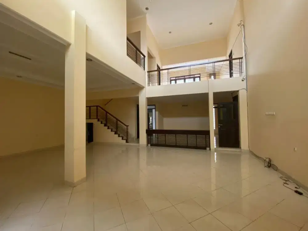 Jual Rumah 2 Lantai Setraindah 325m Lokasi Bagus Bebas Banjir