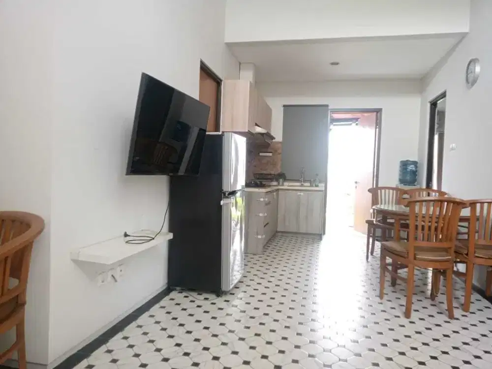 Di sewakan Rumah full furnishe di elysium Lippo cikarang