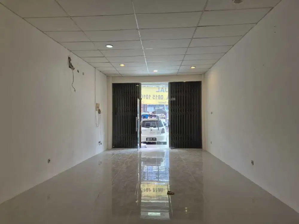 Dijual/Disewa ruko cocok untuk investasi di jalan Fatmawati raya