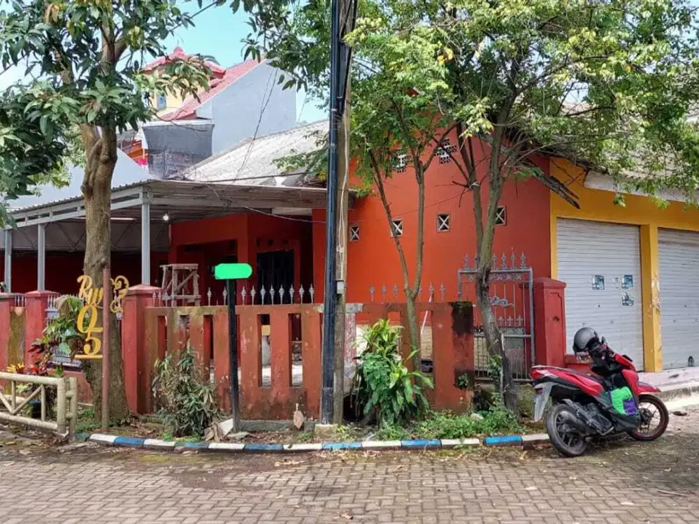 Dijual Murah.Harga BU  Rumah Hook Lokasi Taman puspa Sarirogo Sidoarjo