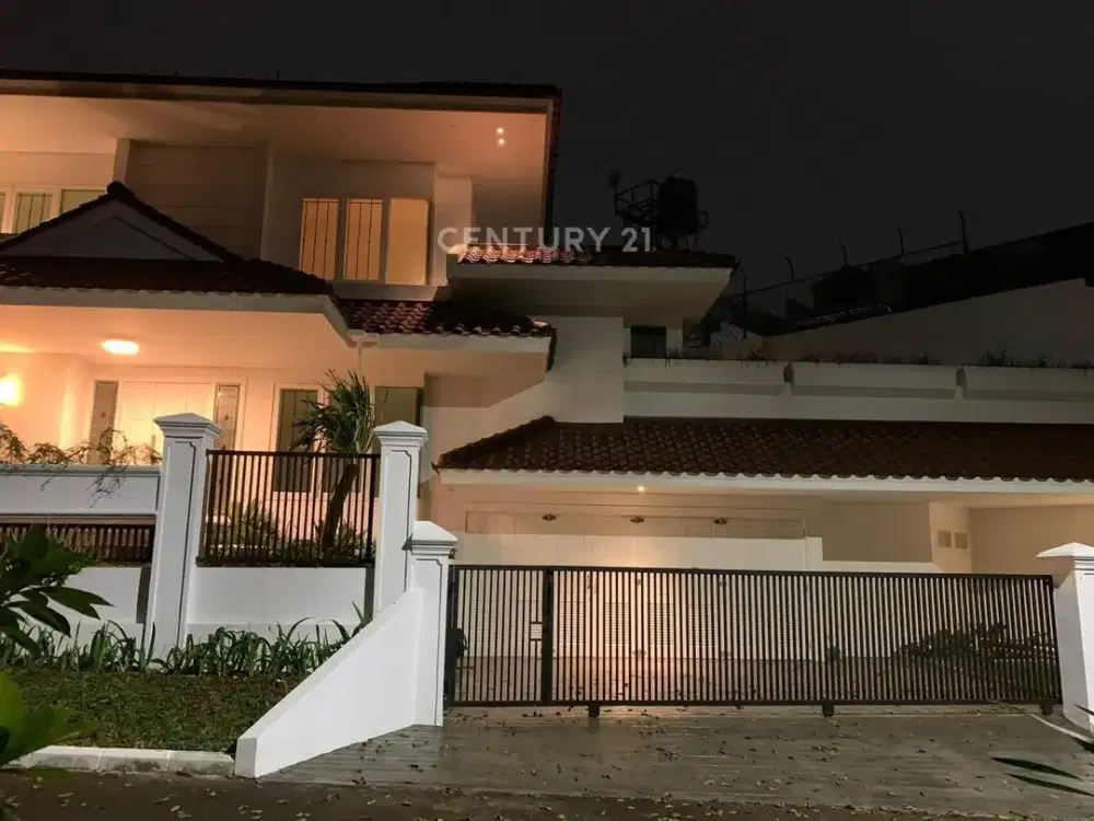 Disewakan Rumah Rapi Dan Asri Di Daerah Lebak Bulus 8078