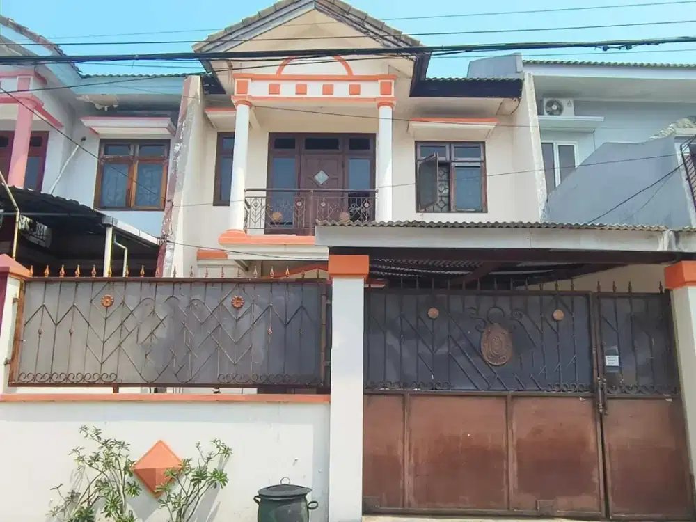 RUMAH 2 LANTAI Perlu Sentuhan Dikit Di LEBAK PERMAI Surabaya