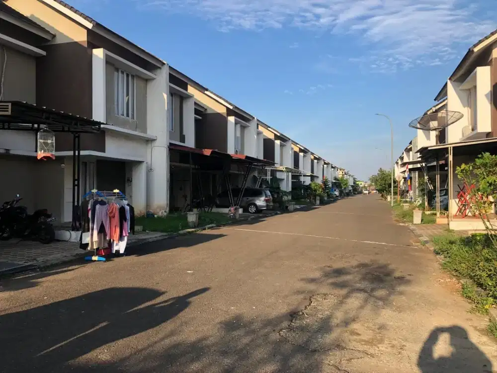Dijual Cepat Rumah 2 Lantai di Sepatan Tangerang Termurah