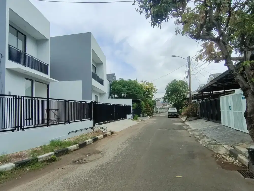 RUMAH VILLA MELATI MAS BLOK VISTA di JUAL CEPAT