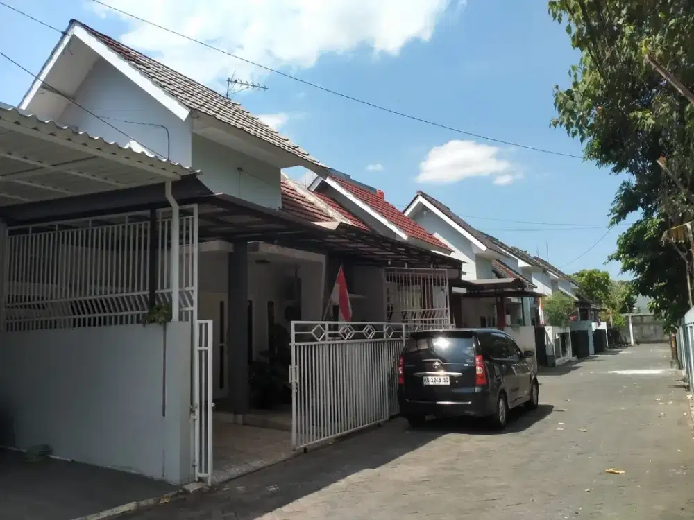 Rumah Siap Huni Kaliurang Km 7, Dalam Perumahan Utara UGM Jogja