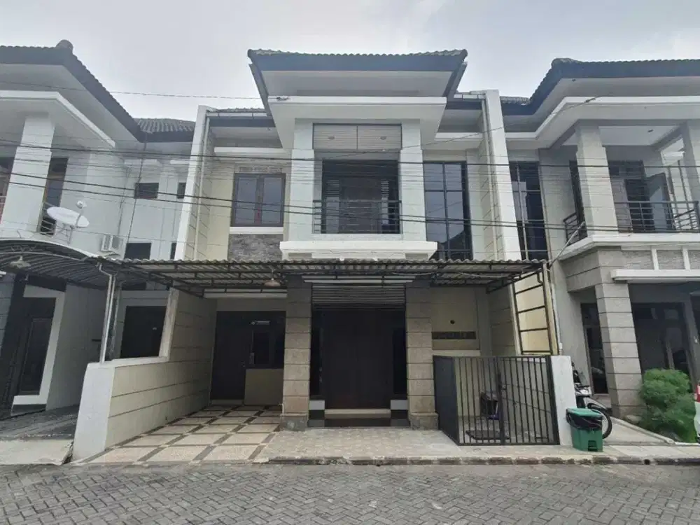 DIJUAL CEPAT Rumah Minimalis Siap Huni 2 Lantai Di Manyar Surabaya