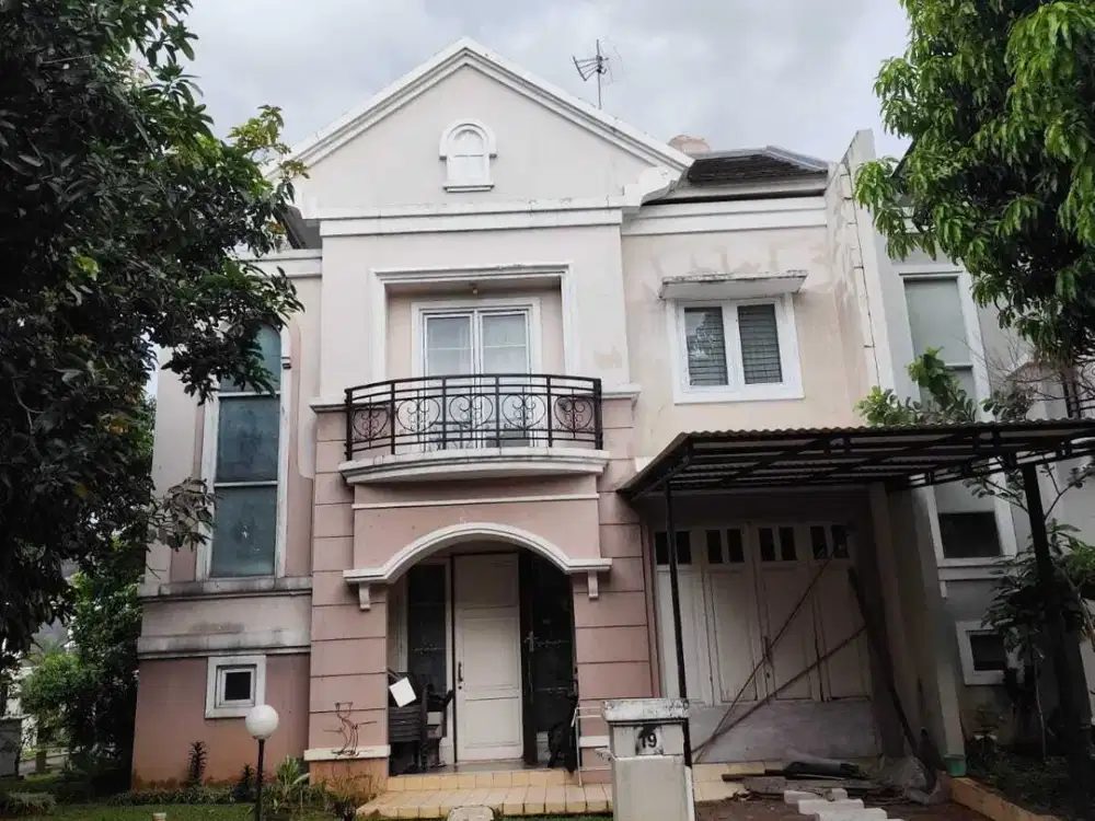 Rumah Gading Serpong Cluster Beryl hoek