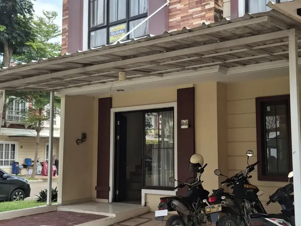 Rumah Hook Dua Lantai Dekat Sekolah Al Azhar Jababeka Cikarang