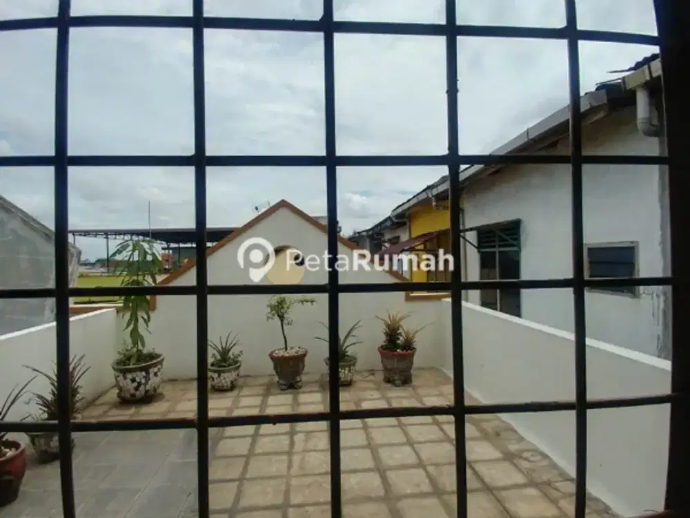 Rumah di JualJalan Brigjend Zein Hamid, Titi Kuning, Medan Johor
