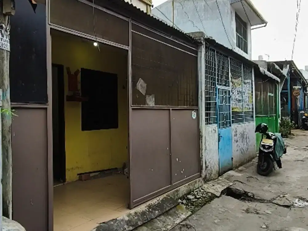 Dijual Rumah  lokasi Mandala GG bulu tangkis