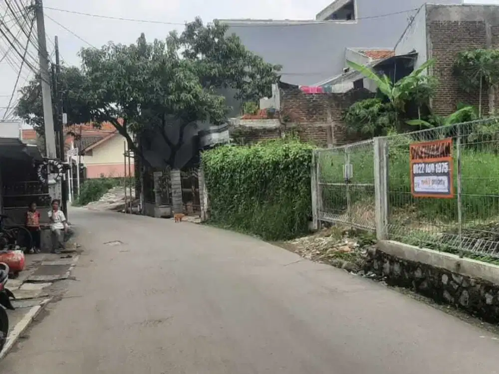 Tanah kosong  hanya 200m darijalan raya Dekat Polsek Ciwastra