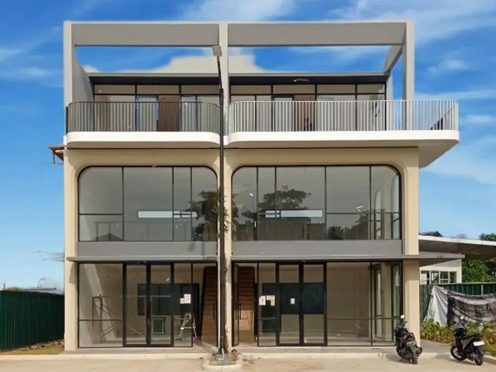 Ruko Patio 3 Lantai Lippo Cikarang Dekat Bebek Kaleyo