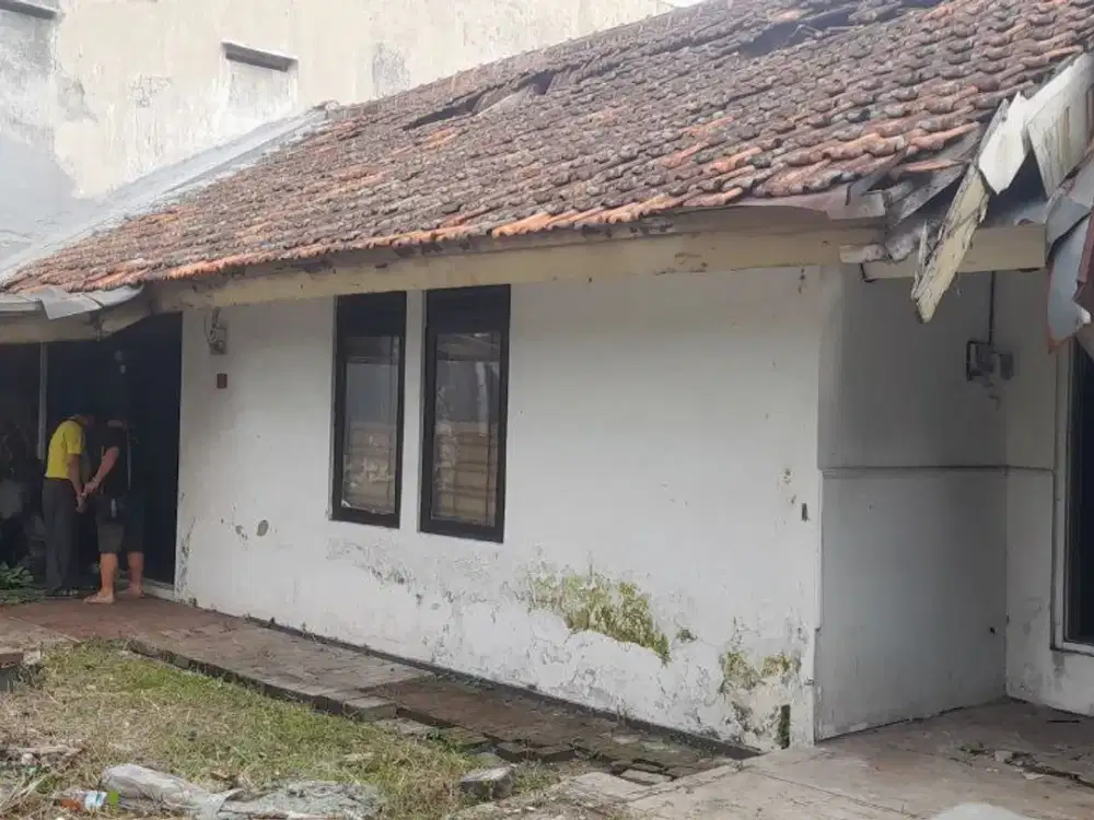 Rumah Lama Hitung Tanah DI CIjagra Buahbatu Cocok Untuk Usaha dan Kos