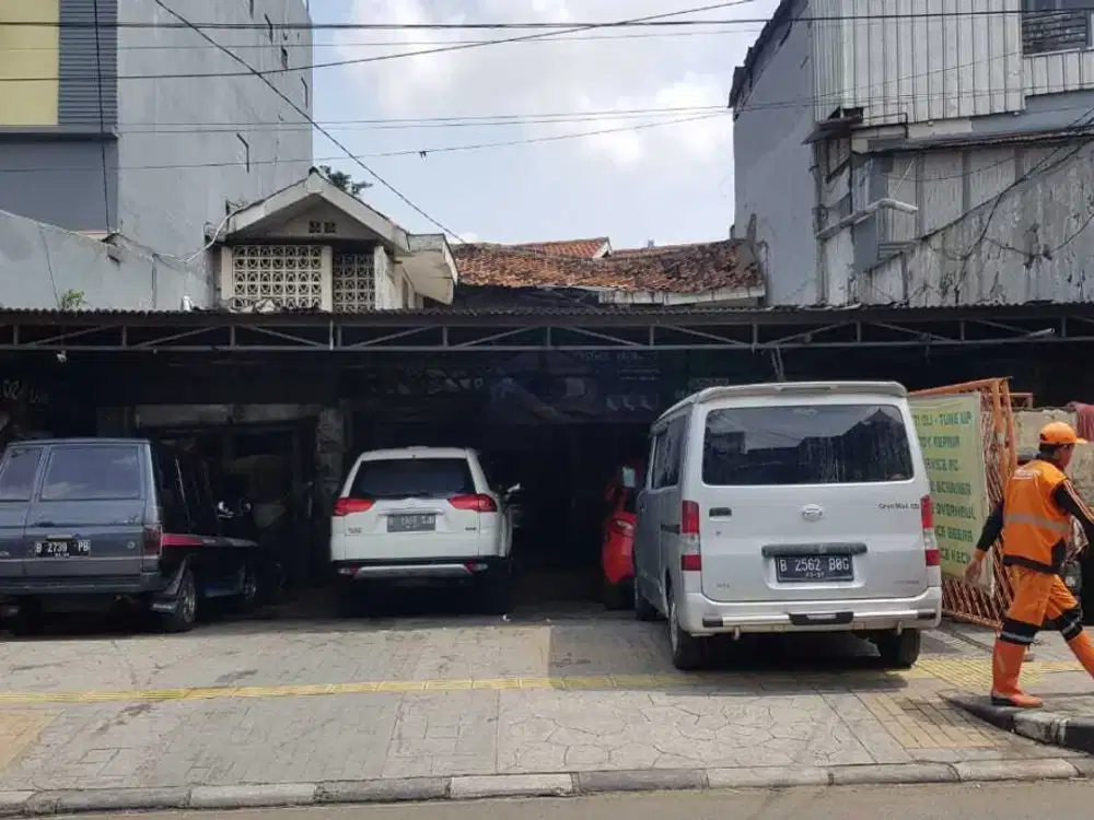 Tanah di Jalan Raya Grogol Jakbar Bebas Banjir